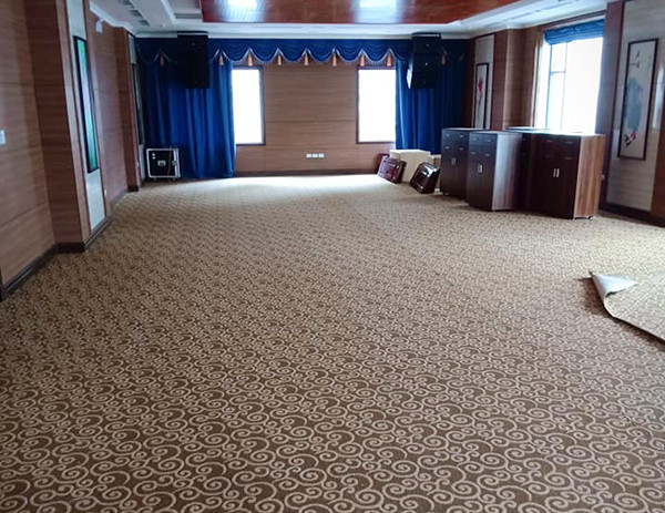 1639038082_tham-khach-san-dang-cuon