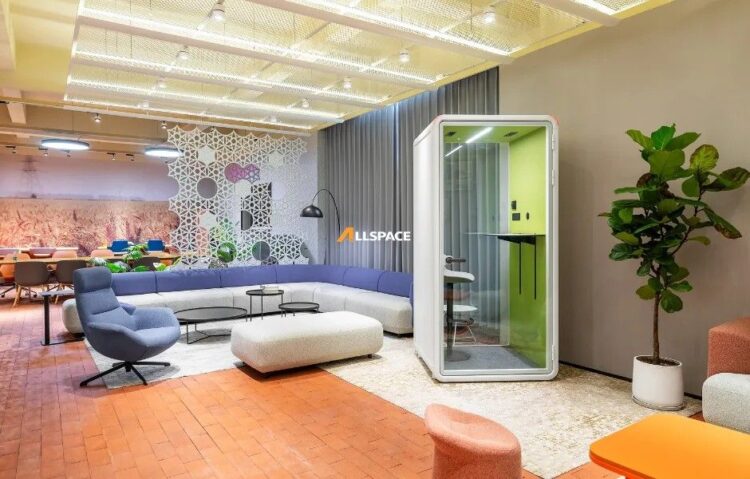 phonebooth-cach-am-allspace